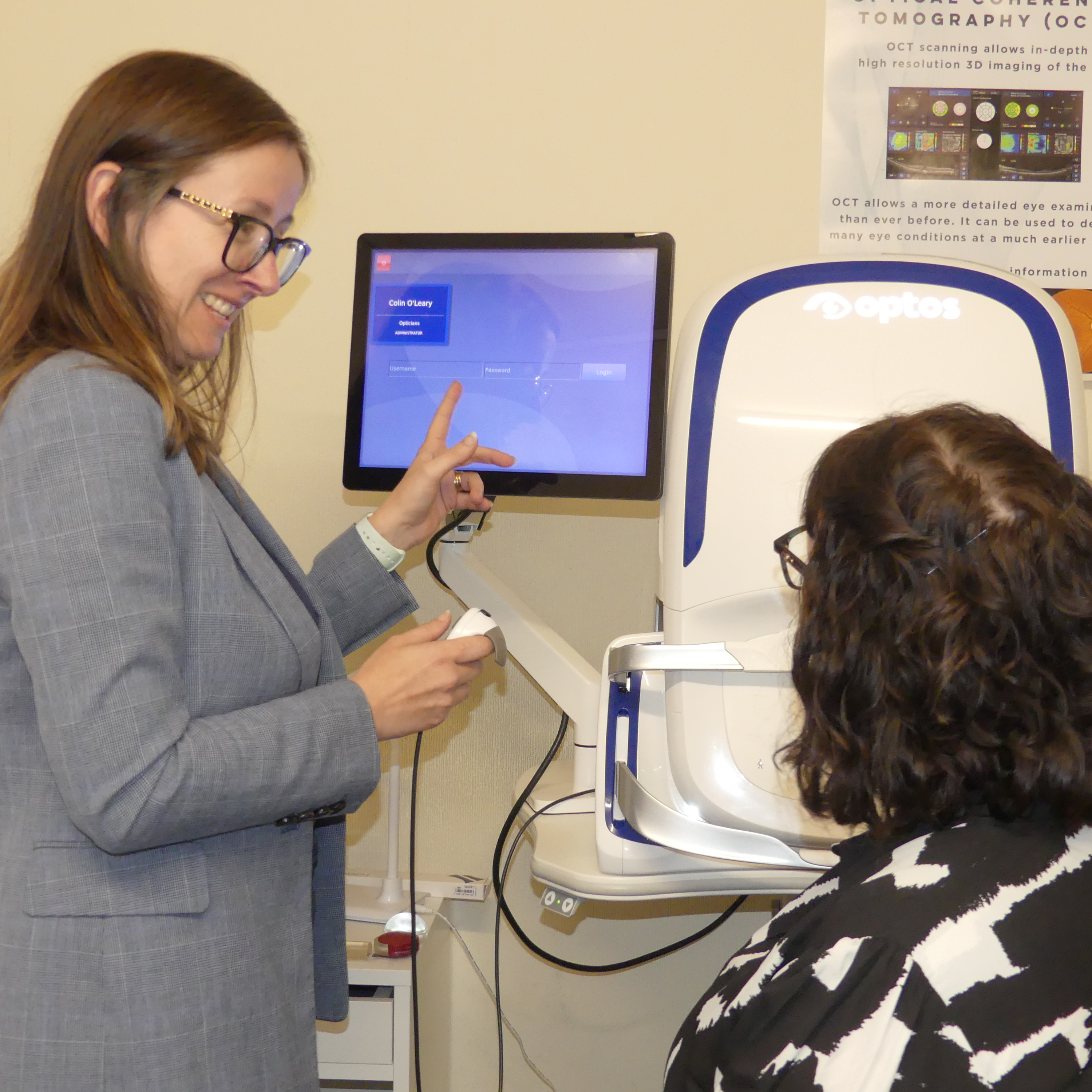 Loyal Specs Opticians in East Ham - eye test
